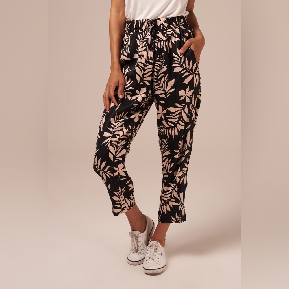 Tucker NYC Julia Pant | Moonlight Safari